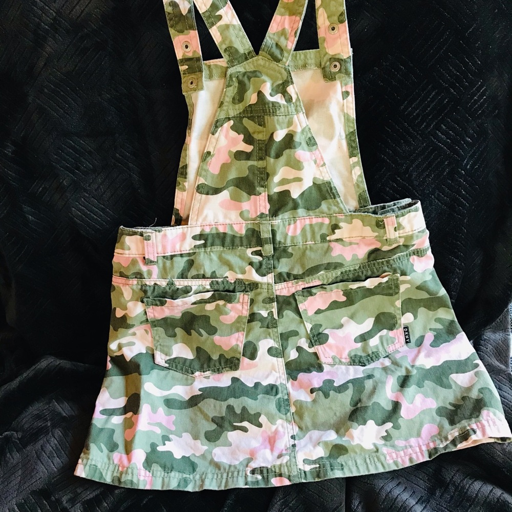 DKNY girls camo overalls - Picture 4 of 8